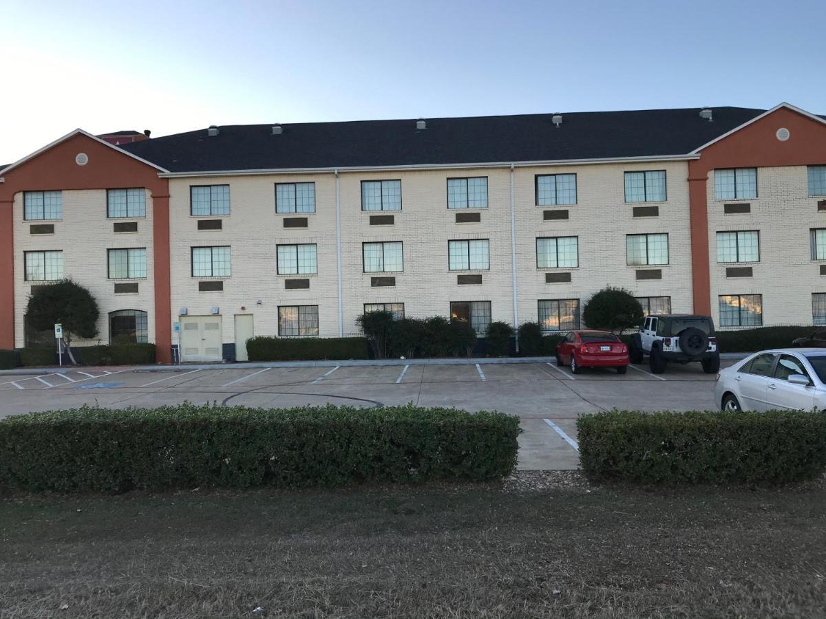 Quality Inn And Suites Fort Worth Exteriér fotografie